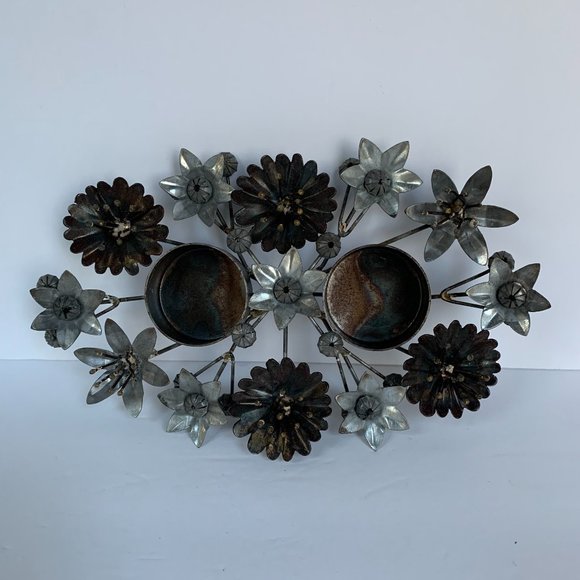 Metal Floral Double Tea Light Candle Holder Flowers Sculpture - Picture 4 of 11